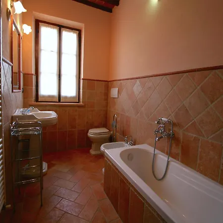 Lovely In With Swimming Pool Holiday home *