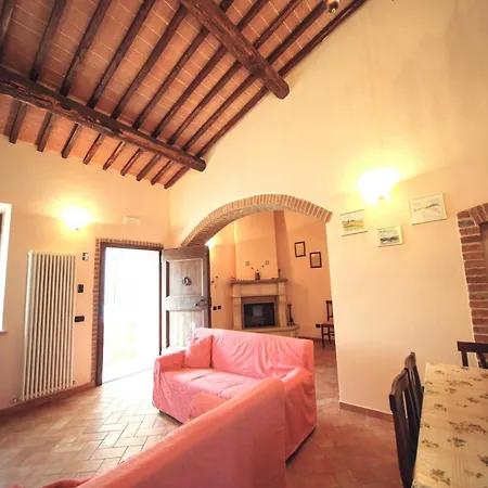 Holiday home Lovely In With Swimming Pool Asciano