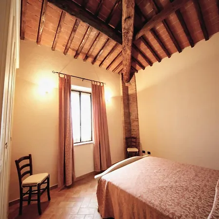 Lovely In With Swimming Pool Asciano