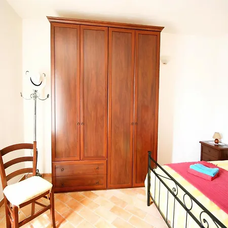 Lovely In With Swimming Pool Holiday home Asciano