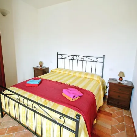 Holiday home Lovely In With Swimming Pool