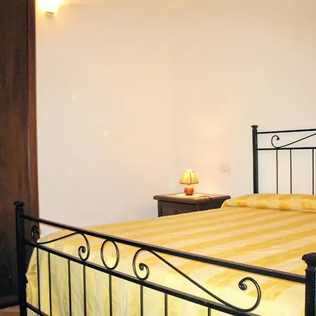 Lovely In With Swimming Pool Holiday home Asciano